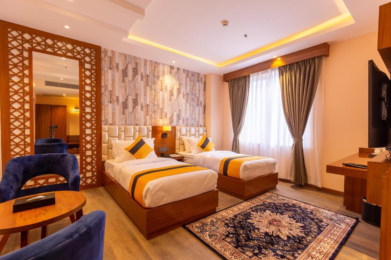 Dream International Hotel Lumbinī Exteriör bild