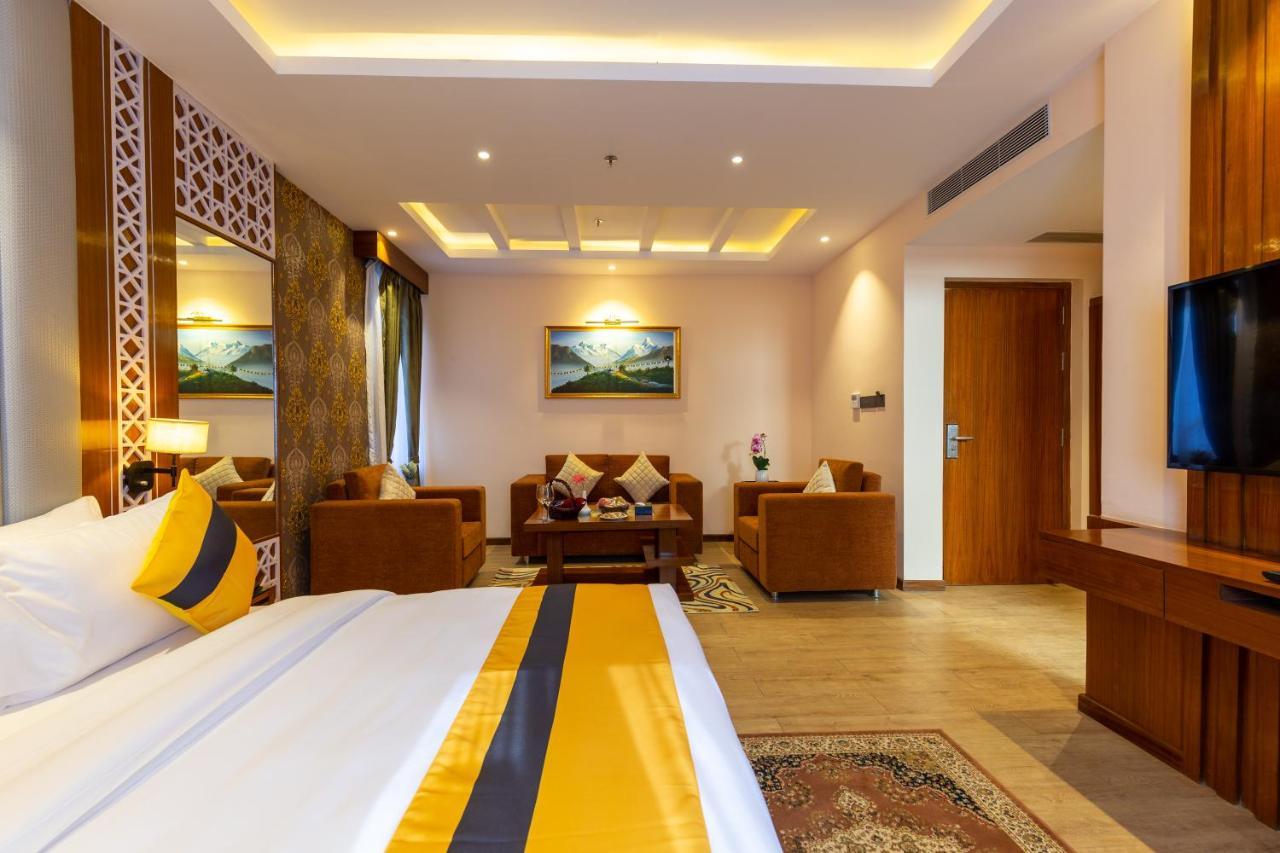 Dream International Hotel Lumbinī Exteriör bild